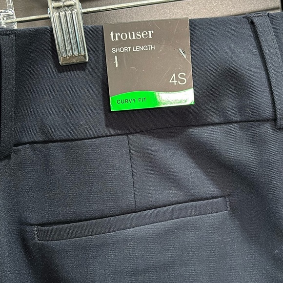 Alfani Curvy Fit trousers, short length, pockets,belt loop.zip fly,stretch,navy - Picture 4 of 10